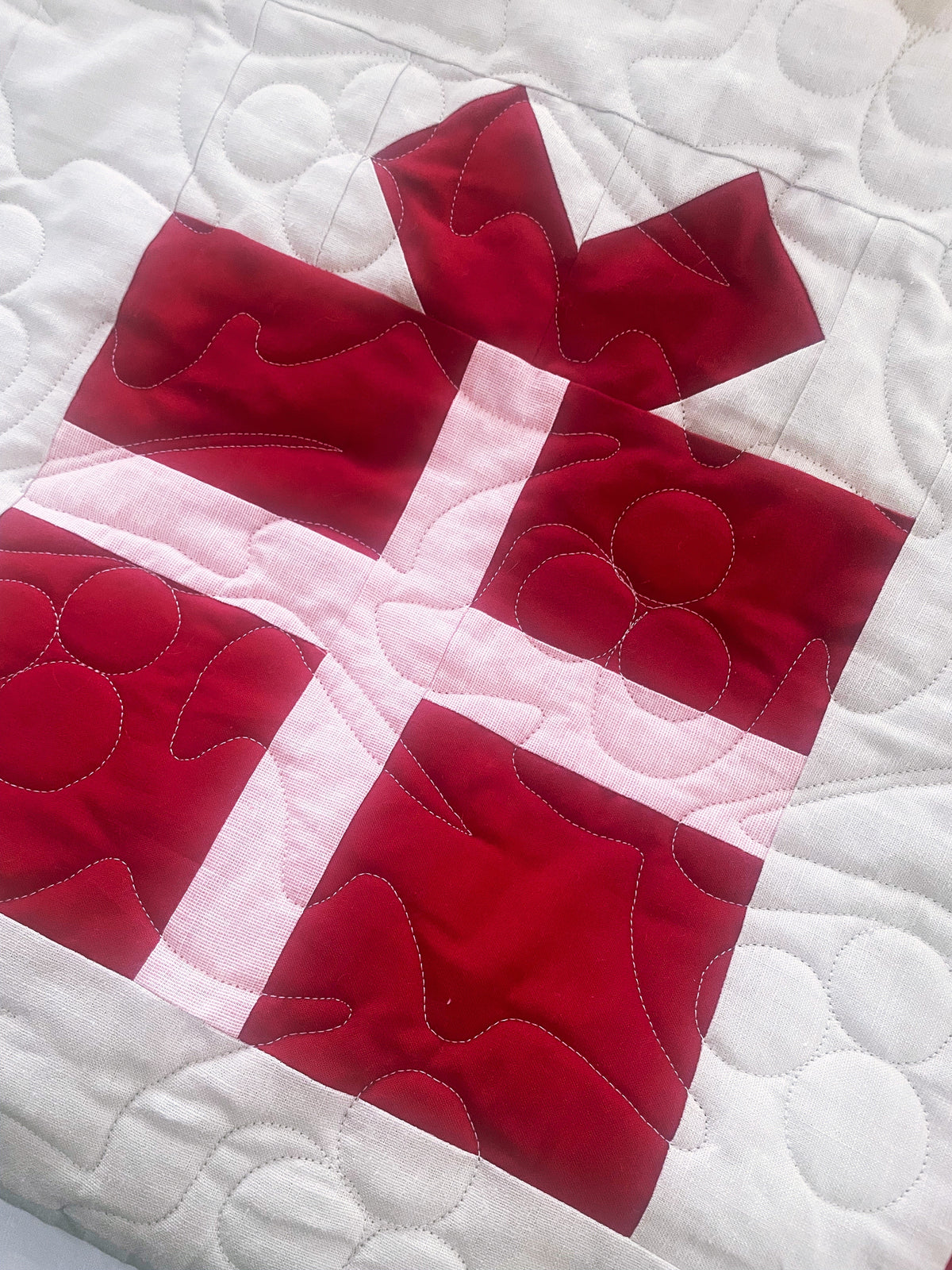 Perfect Presents Modern Quilt Pattern | Christmas Quilt